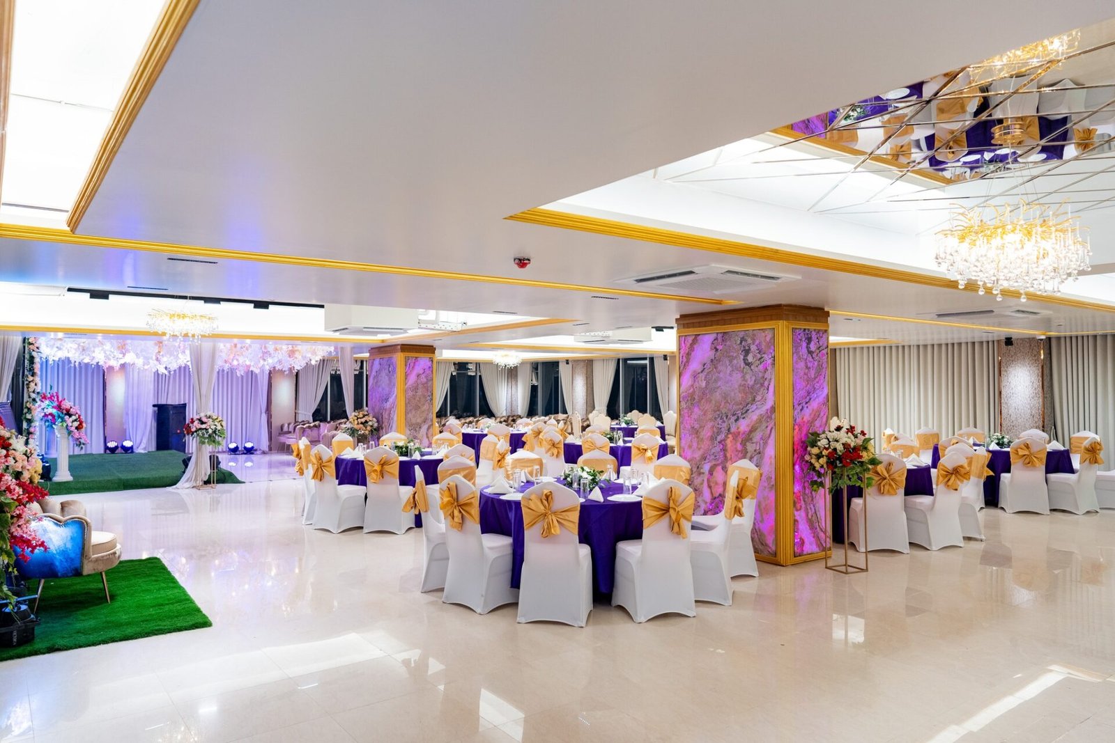 Your Perfect Event, Our Elegant Venue – Lake View Convention! 

Every celebratio…