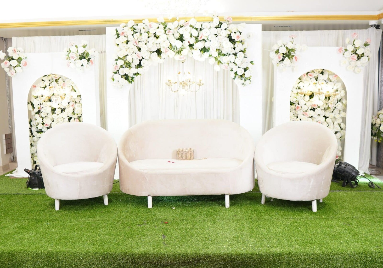 Where Dreams Meet Reality – Lake View Convention! 

Another week, another series…